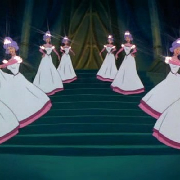 Meet your Posher, Lexy - Picture 2 of 2